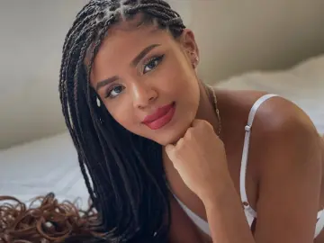 LoreyHamilton  live sex cam