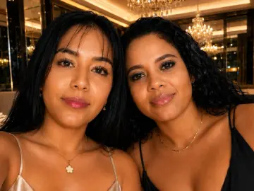 BrielleAndAvriel  live sex cam