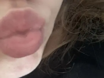 KrysStinachiken  live sex cam