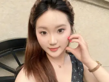 EmmaWei  live sex cam