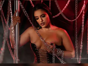 Antonella  live sex cam