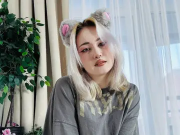 IleneDrones  live sex cam