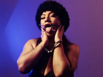 EvaChastens  live sex cam