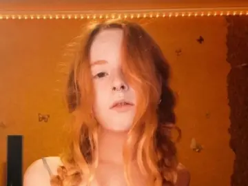 DeliaLashbrook  live sex cam