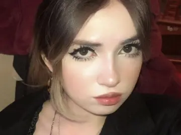 CharaDraheim  live sex cam