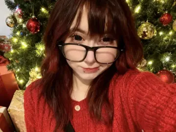 ClaraParks  live sex cam