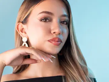 VeroRous  live sex cam