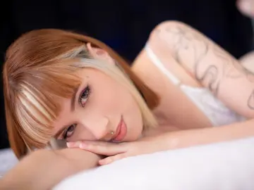 AlaskaFlowers  live sex cam