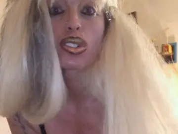 OzeZsuzsanna  live sex cam