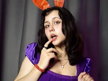 JudithRise  live sex cam