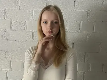 TiaraHaberkamp  live sex cam