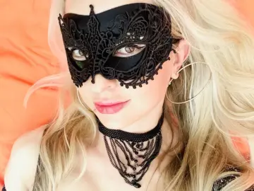 BelleDeLacrua  live sex cam
