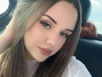 DioneBalko  live sex cam