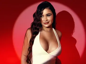 LaraCole  live sex cam