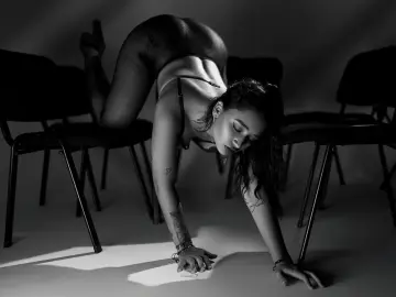 AlessandraMoss  live sex cam