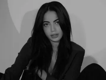 AmaraValmont  live sex cam