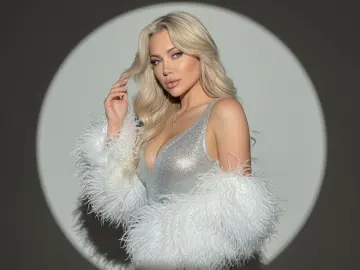 NatashaIrene  live sex cam