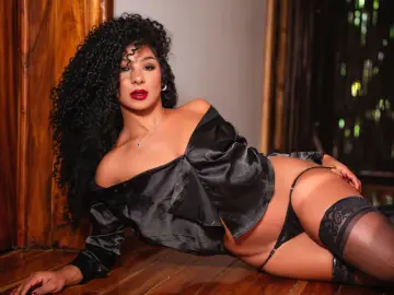EmmyNovack  live sex cam