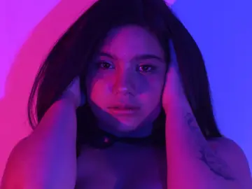TifanyStark  live sex cam