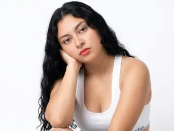 KathyThomas  live sex cam