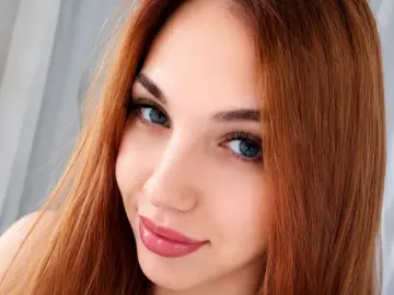 LeannHonnerlaw  live sex cam