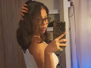VixenKitty  live sex cam
