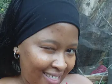 DoraPhillips  live sex cam