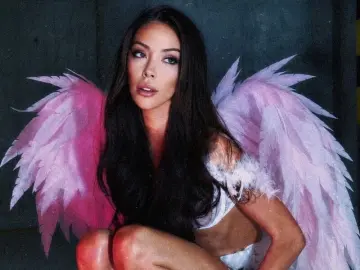 AngelinaRosa  live sex cam