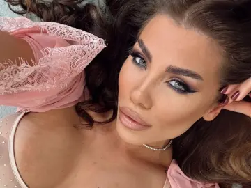 CelineReys  live sex cam