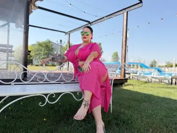 GeorgiaLerox  live sex cam
