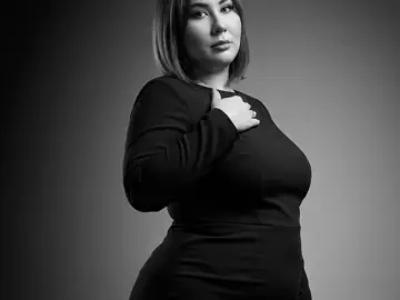 IngaAche  live sex cam