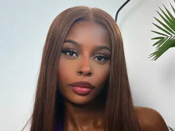 TiaCatt  live sex cam