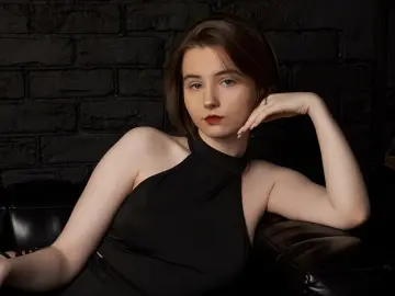 DarelleCoke  live sex cam