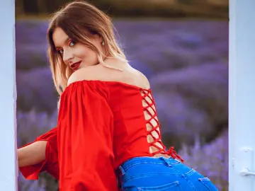 AmelieSkylar  live sex cam