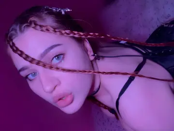 LucyLuice  live sex cam