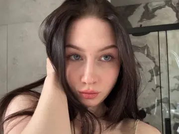 KenaHalnon  live sex cam