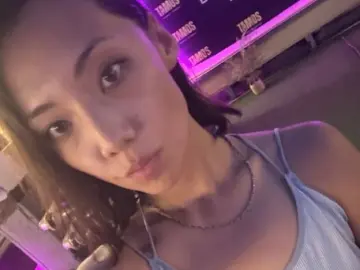 TiffanyBoster  live sex cam