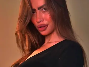 AmandaRiver  live sex cam