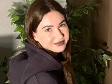 TrinaJarocki  live sex cam