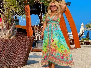 AnneNicolle  live sex cam