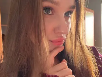 ElisaHeathe  live sex cam