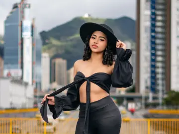 FernandaCoa  live sex cam