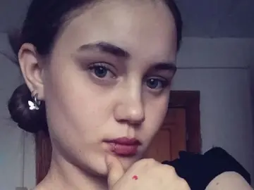 GarnettMeeker  live sex cam