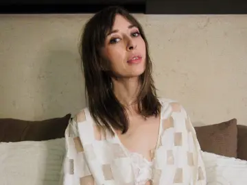 SoftestGirl  live sex cam