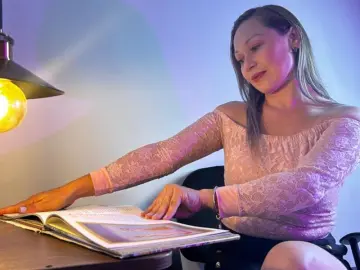 VickyBlaze  live sex cam