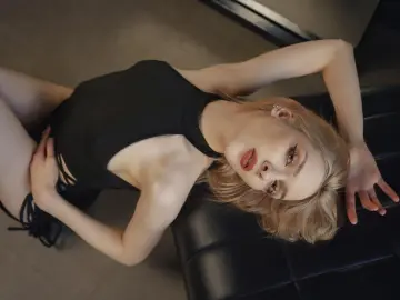 LilyMoony  live sex cam