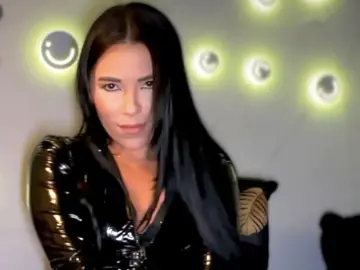 LiviniaAshford  live sex cam