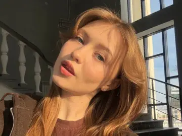 DenaeMckendrick  live sex cam