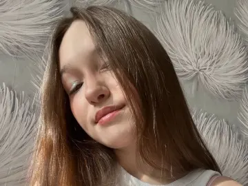 LindaMatteson  live sex cam