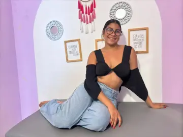 BrianaMontes  live sex cam